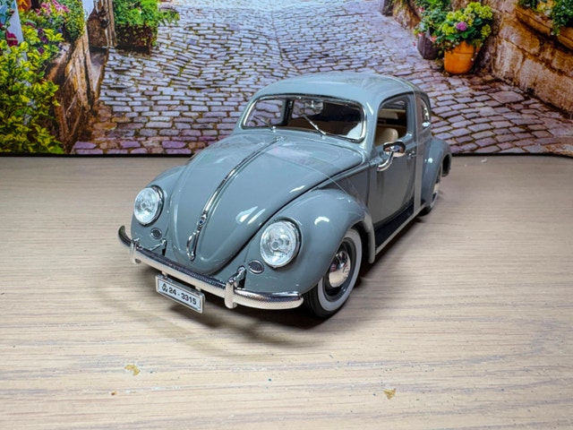 1:18 Brand New 1955 Volkswagen Käfer Beetle diecast model car