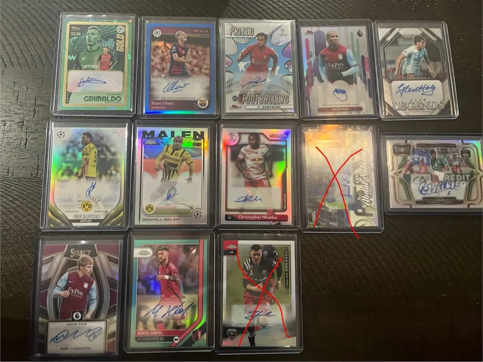 Bulk Soccer Trading Card Collection – Autos, Numbered, Relics & - photo 2