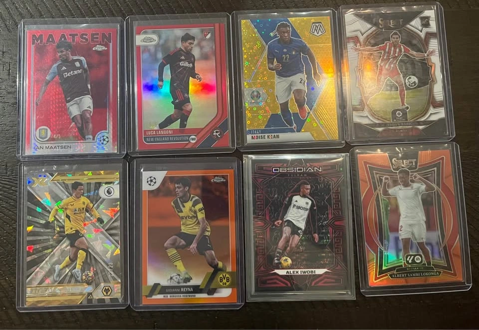 Bulk Soccer Trading Card Collection – Autos, Numbered, Relics & - photo 4