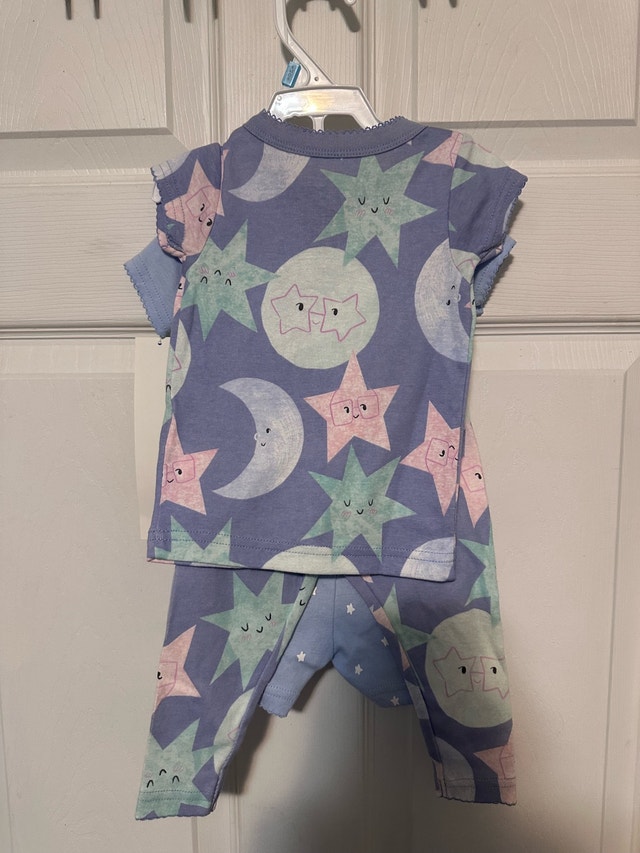 BNWT Carters 6 mths - 4 pieces sleep pjs - photo 2
