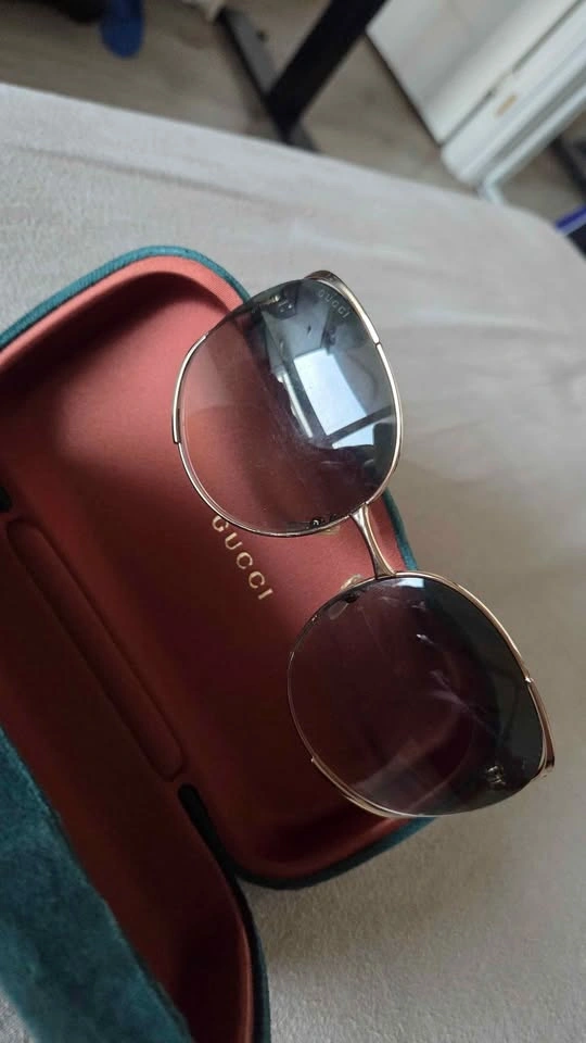 Gucci Sunglasses - photo 2