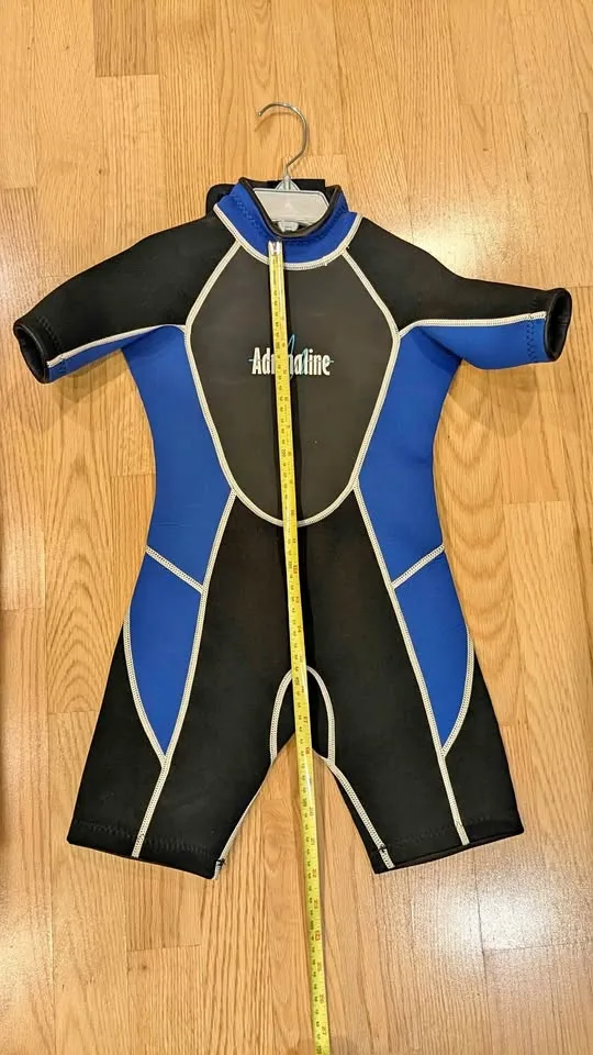 Kids Shorty Wet Suit Size 5-6 thumbnail