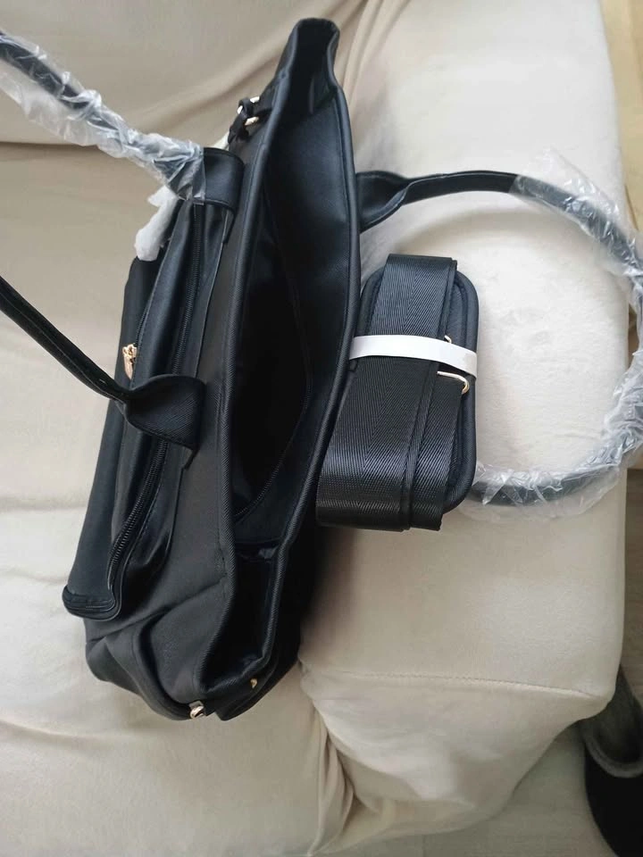 Black Bag with Shoulder Strap - photo 2