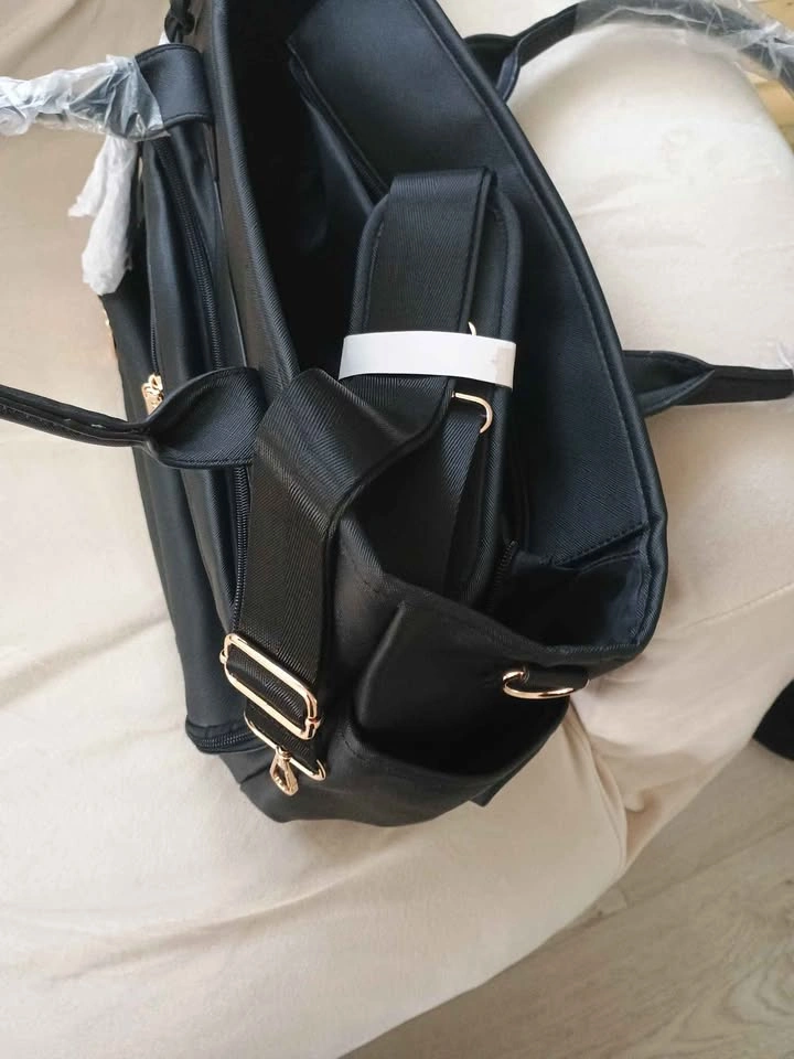 Black Bag with Shoulder Strap - photo 3
