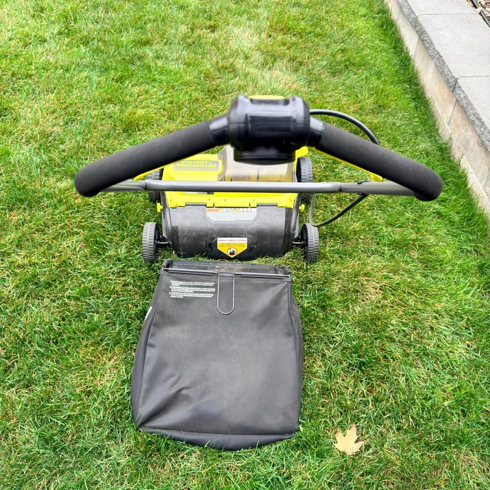Ryobi 14 in. 18V ONE+ HP Brushless Cordless Dethatcher/Aerator - photo 3