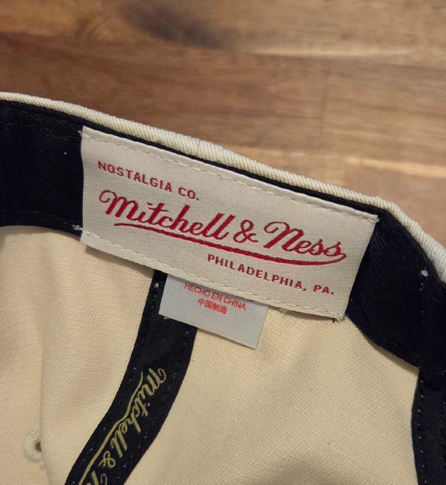 Mitchell & Ness Toronto Maple Leafs Adjustable Cap - photo 3