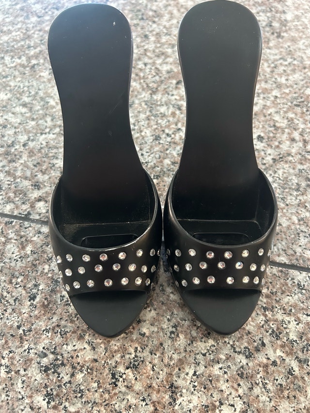 Inspired Solutions High Heel Phone Holder