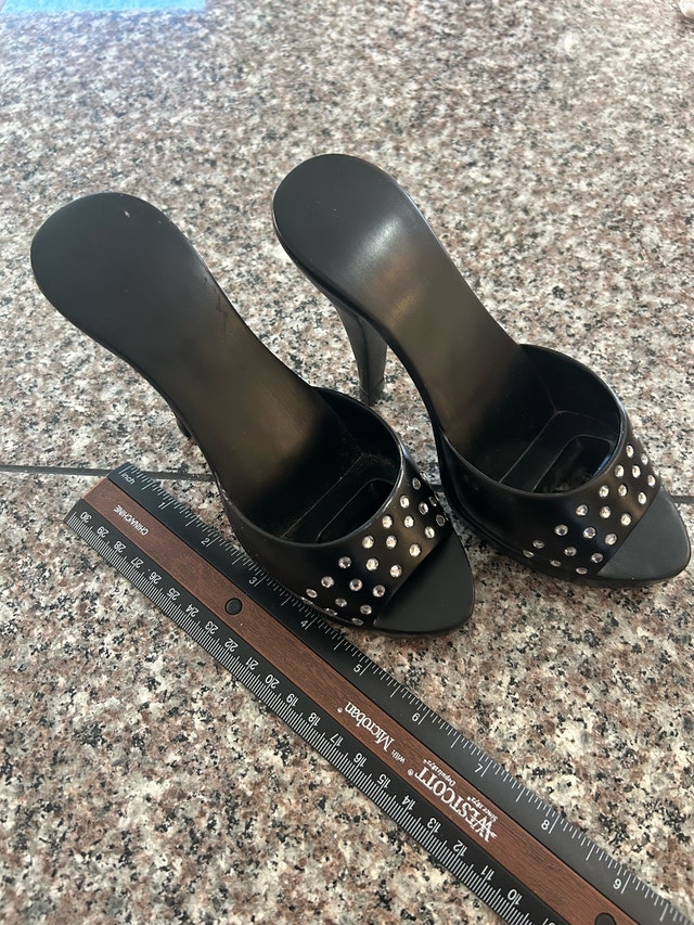 Inspired Solutions High Heel Phone Holder - photo 2