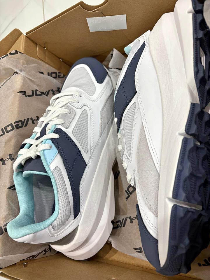 Unisex Under Armour Shoes