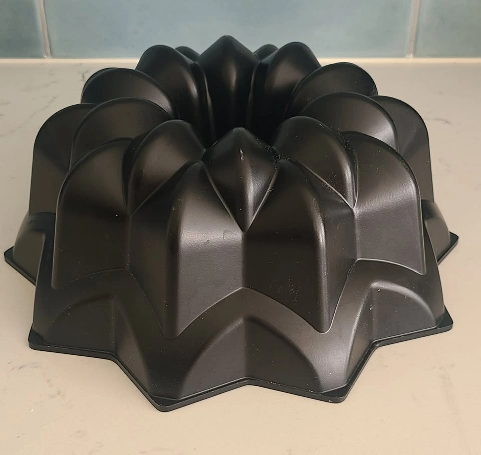 Nordic ware Vintage Star Bundt® Pan - photo 2