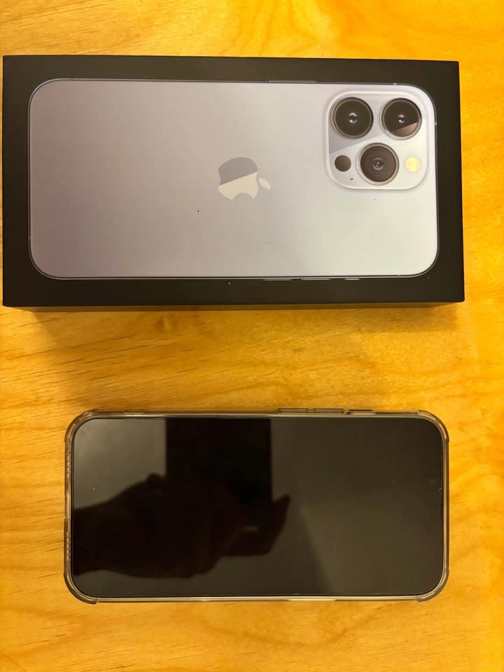 Apple iPhone 13 Pro - photo 2