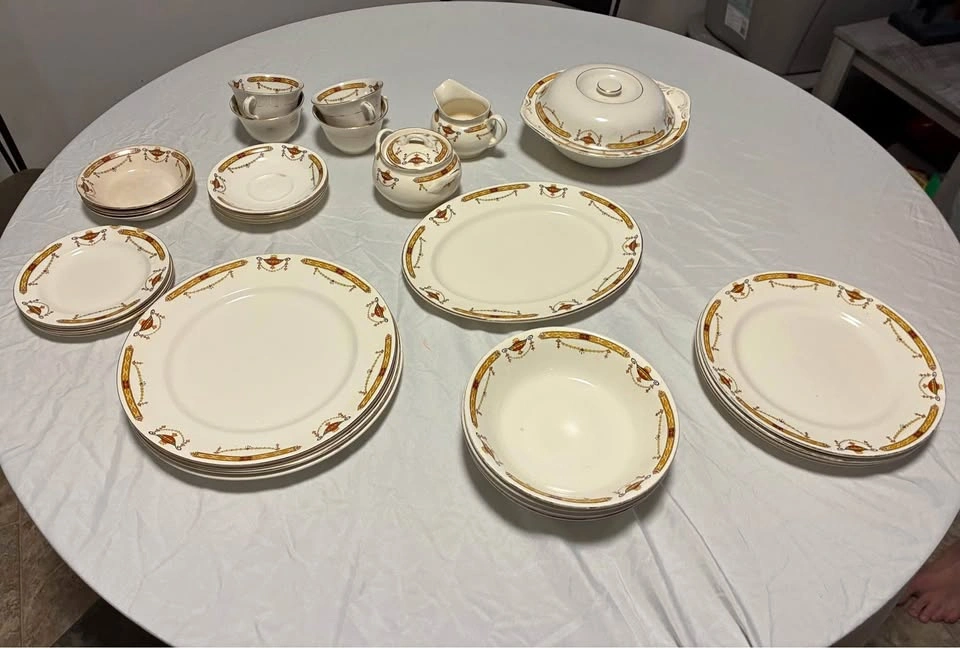 Rare 1920s Art Deco Sampson Bridgwood Coronation Dinnerware