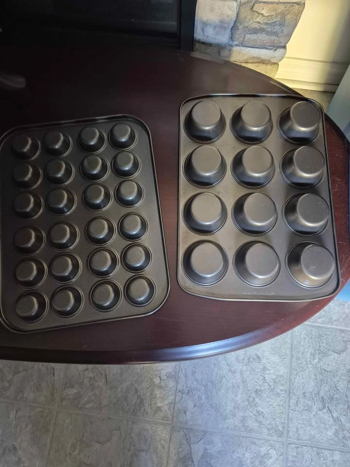 Baker's Secret Muffin pan set - photo 2