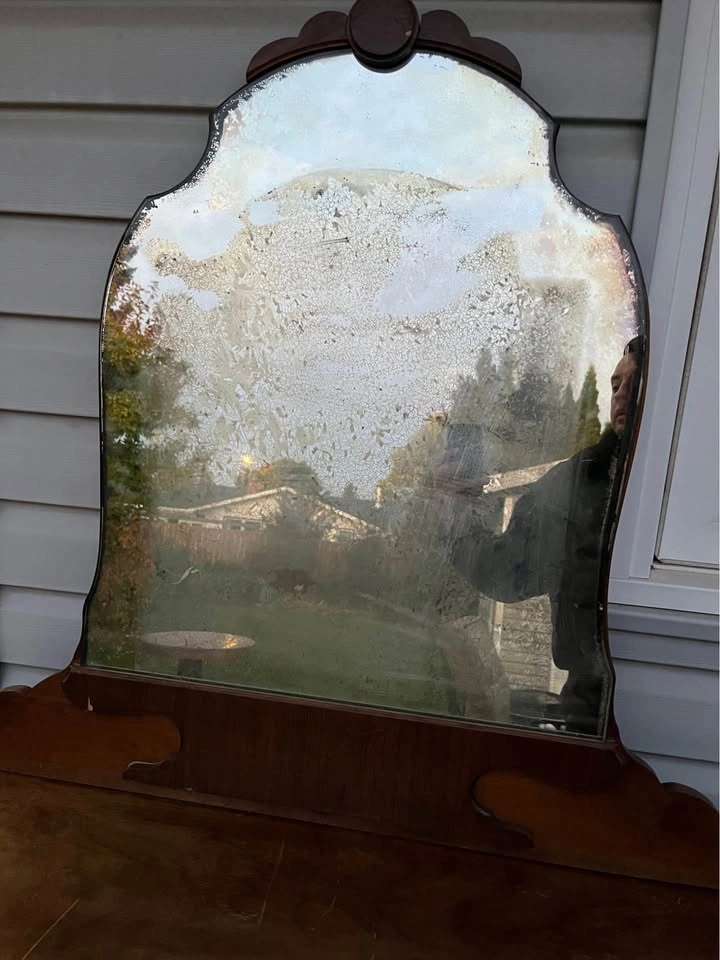 Antique dresser - photo 4