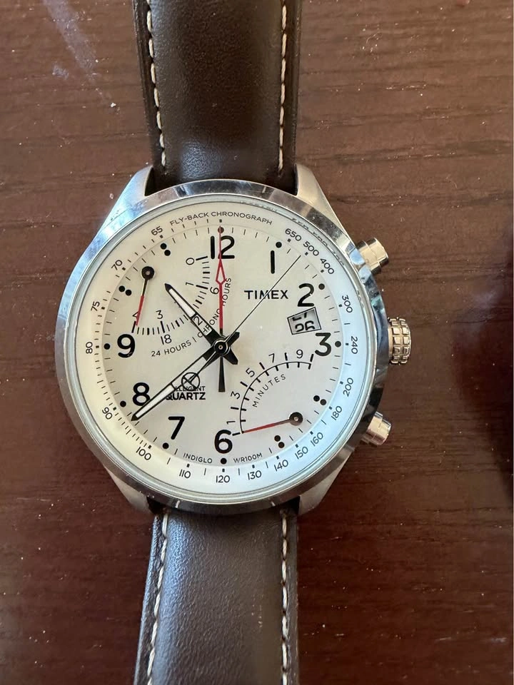 Nixon, Fossil, Guess, and Timex Men's Watch Collection - photo 4