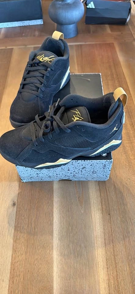 Jordan MVP 678 Black Gold size 9.5