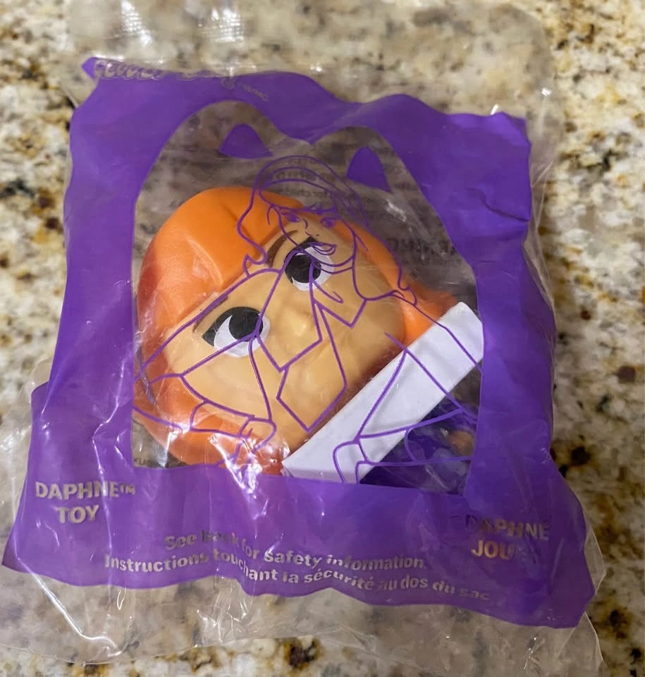 Scooby-Doo! Fred McDonalds Happy Meal Toy - photo 4