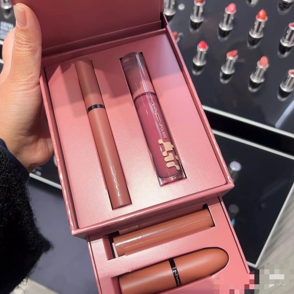 💄 MAC Velvet Teddy Lip Set-Limited Edition - photo 2