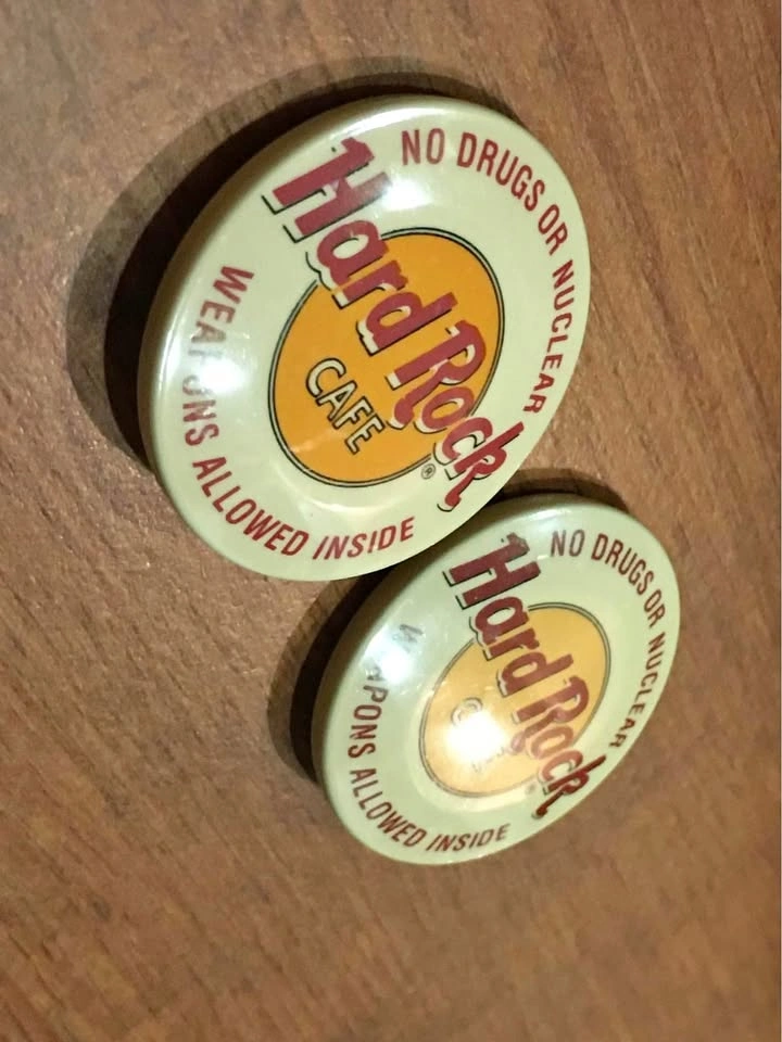 1.5inch Pins Hard Rock Cafe Memorabilia