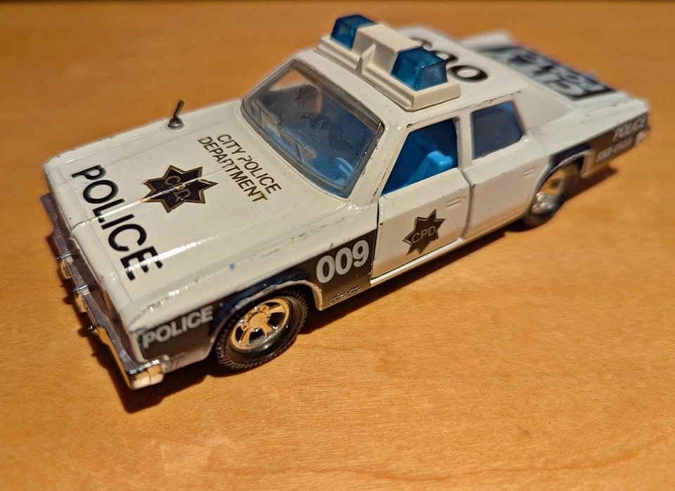Matchbox Super Kings Plymouth Gran Fury | Made in England