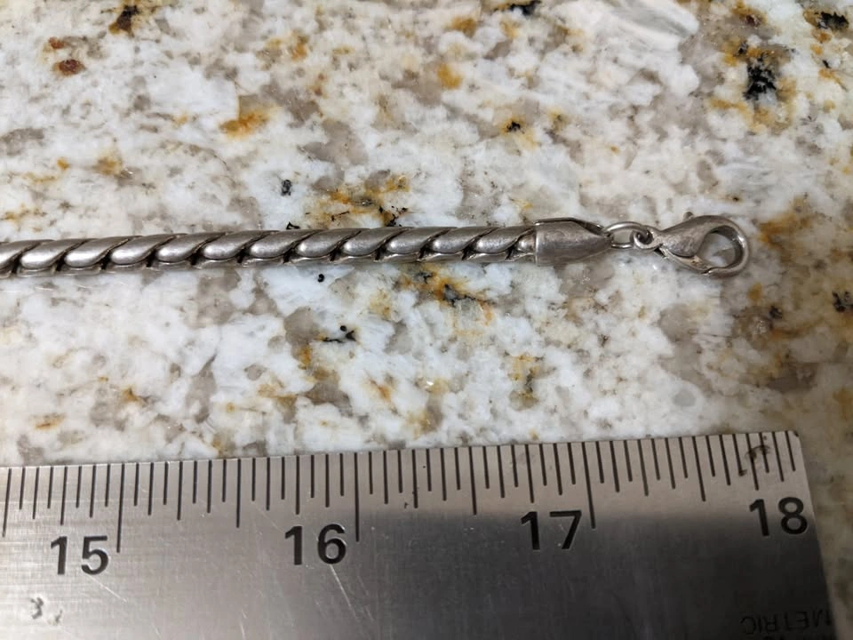 Necklace 18 Inch | South Surrey / White Rock - photo 3