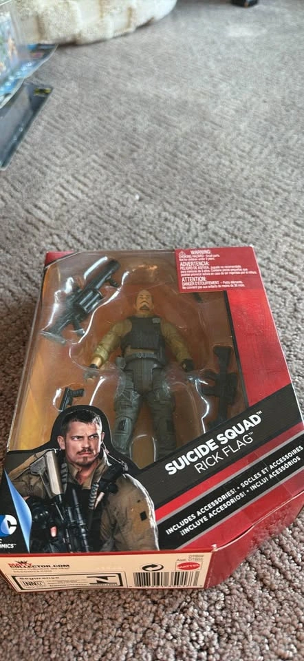 Mattel DC Comics Multiverse Suicide Squad Rick Flag Action Figur - photo 2