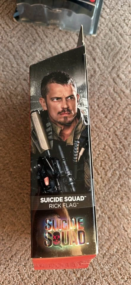 Mattel DC Comics Multiverse Suicide Squad Rick Flag Action Figur - photo 3