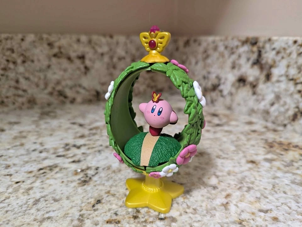 Kirby Statues | South Surrey / White Rock
