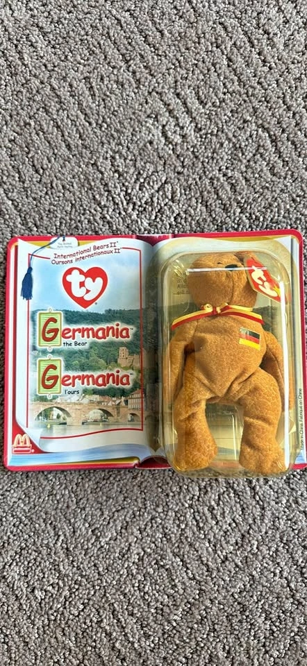 Ty Teenie Beanie Babies 2000 Germania the Bear