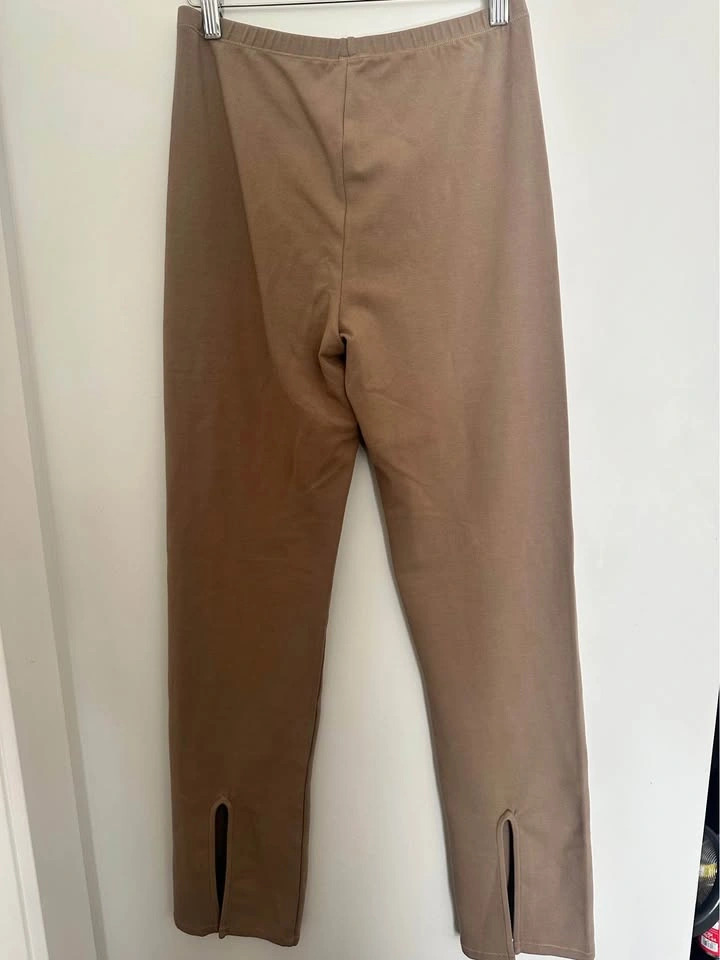 SKIMS pants - photo 2
