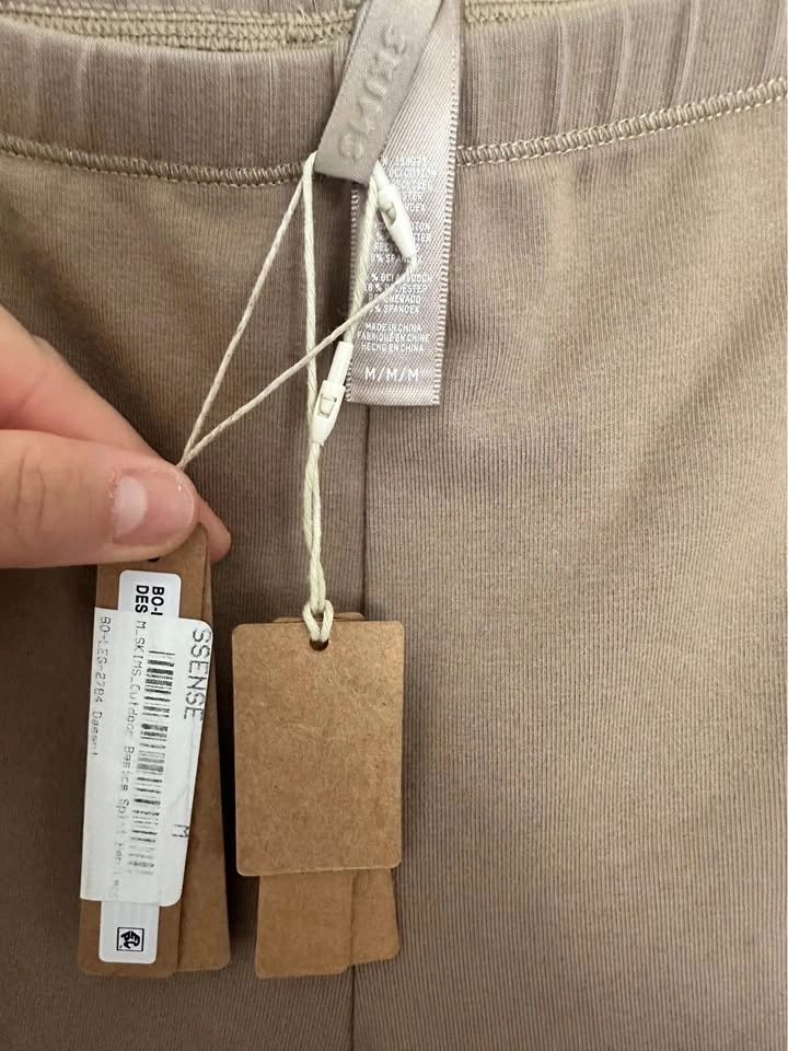 SKIMS pants - photo 3
