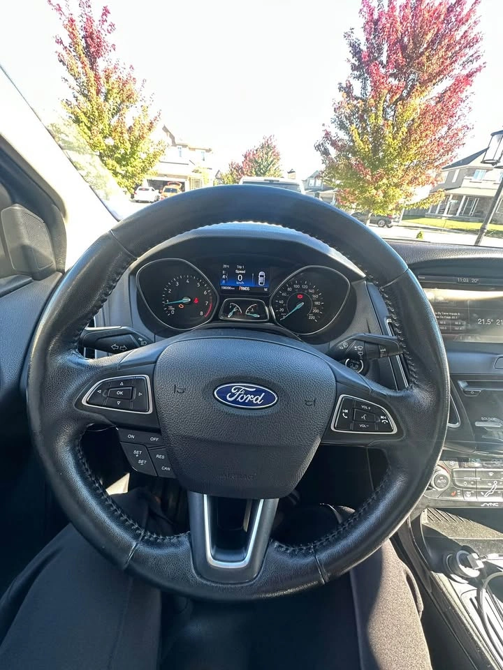 2015 Ford Focus - photo 2