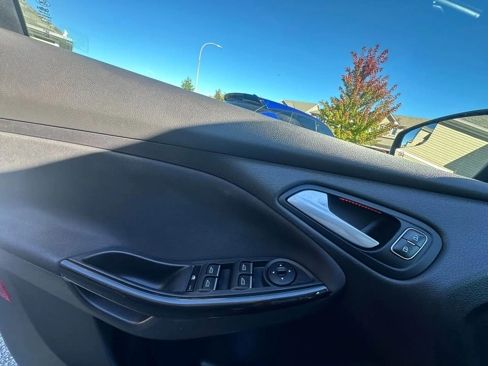 2015 Ford Focus - photo 4