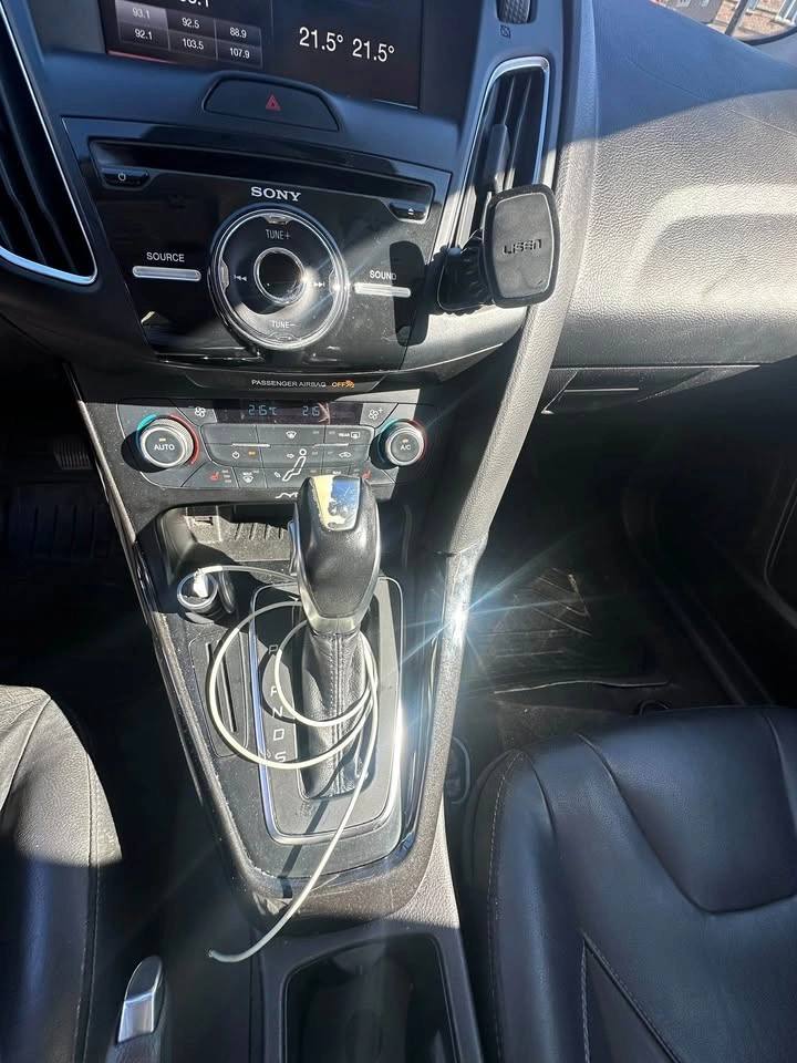 2015 Ford Focus - photo 5