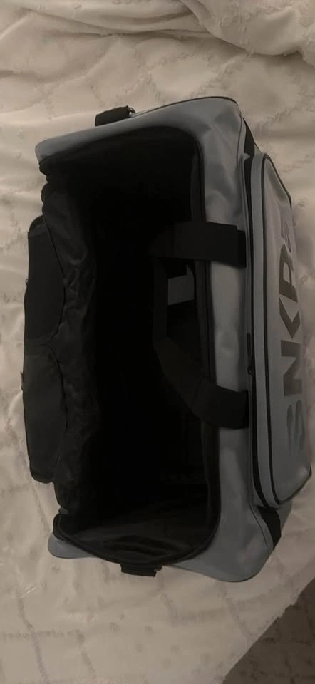New SNKR BAG Sneaker Duffel Bag NEW - photo 2