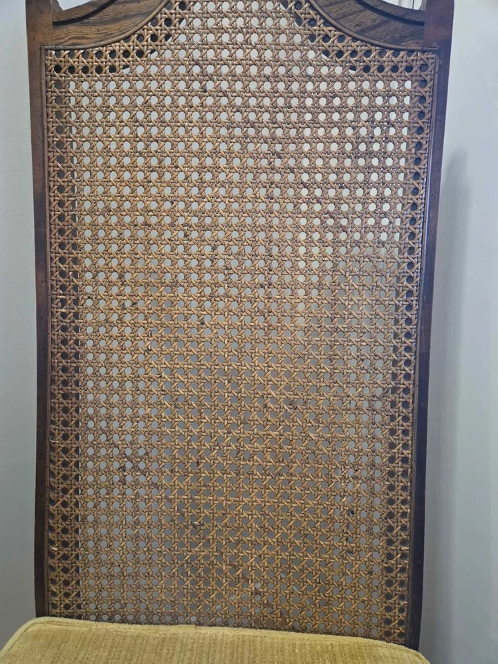 Vintage High-Back Cane Accent Chair – Solid Wood - photo 2