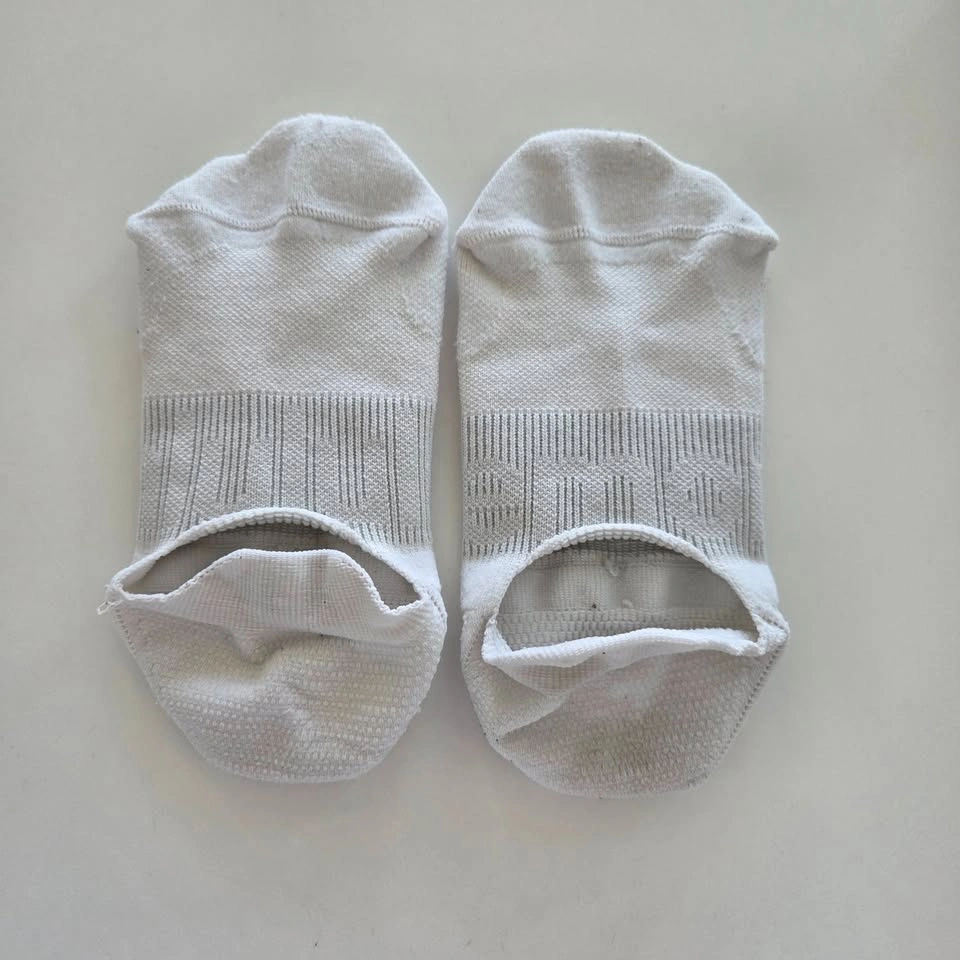 Lululemon Power Stride Tab Socks – White – Worn Once - photo 3