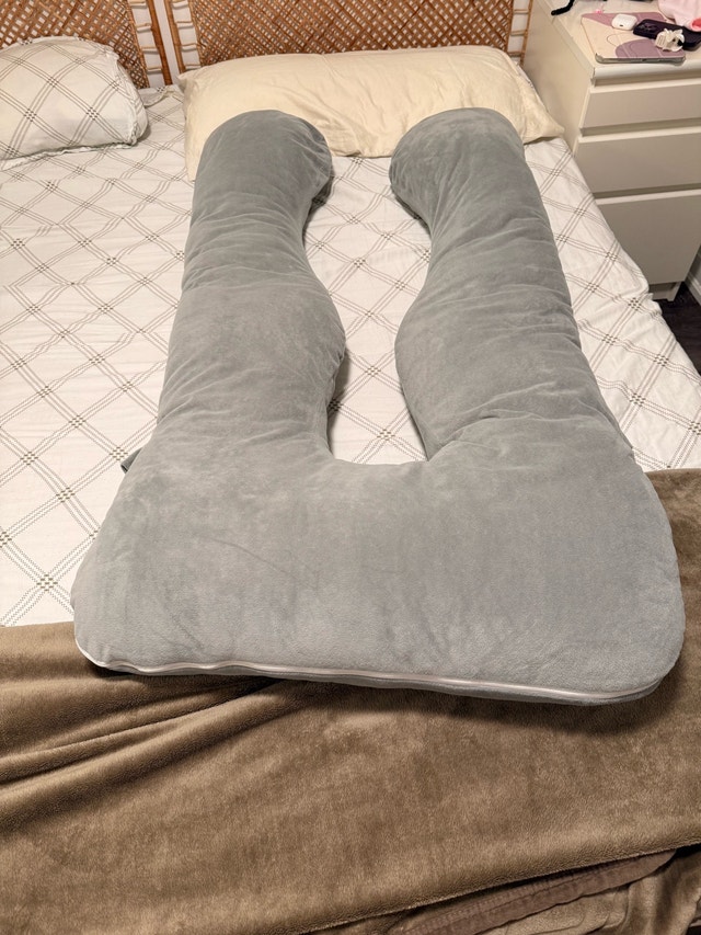 U-Shaped Pregnancy Body Pillow
