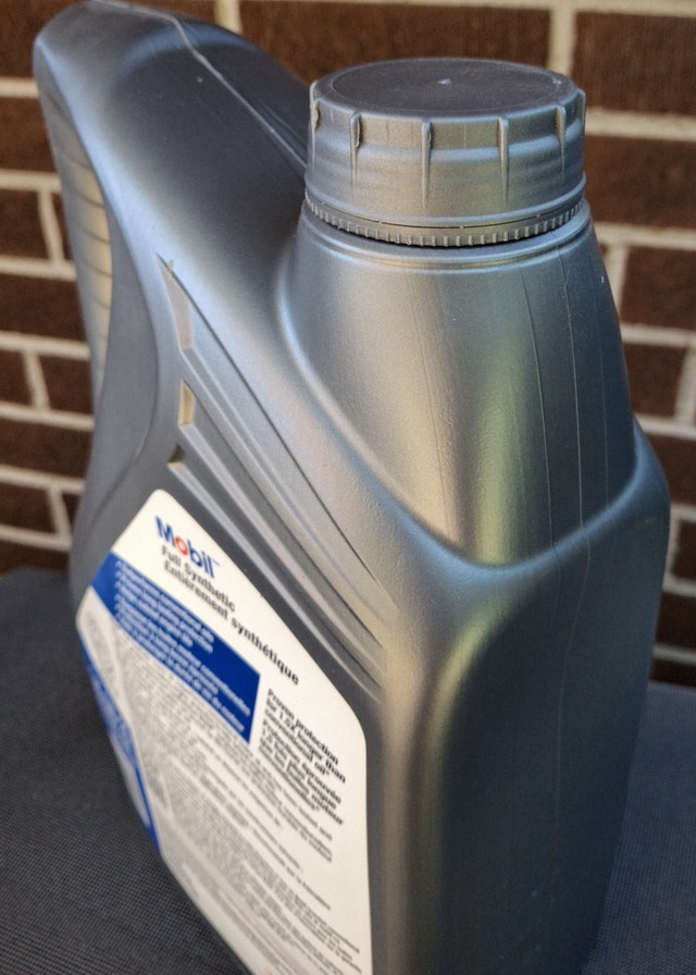 Mobil Full Synthetic 0W-20 Motor Oil 4.73L - photo 3