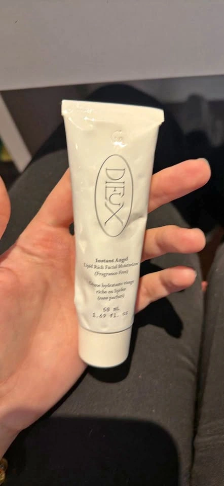 Dieux Instant Angel 50mL Face Moisturizer New Sealed