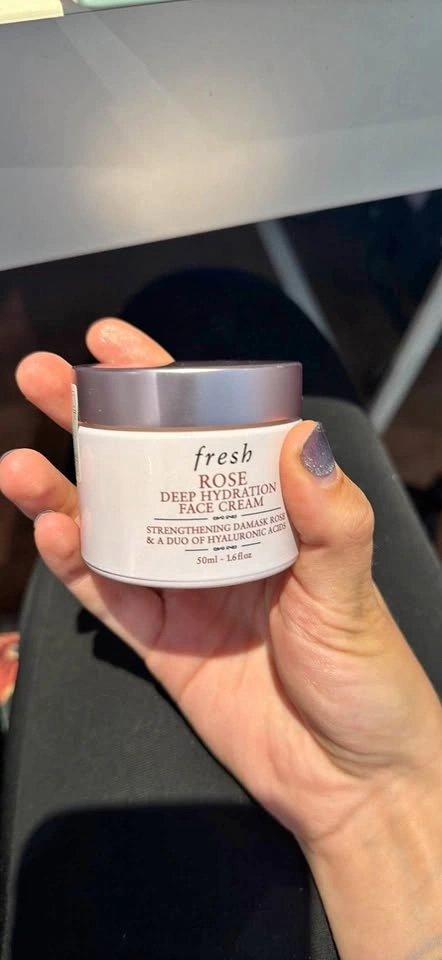 Fresh Rose Deep Hydration Face Cream New