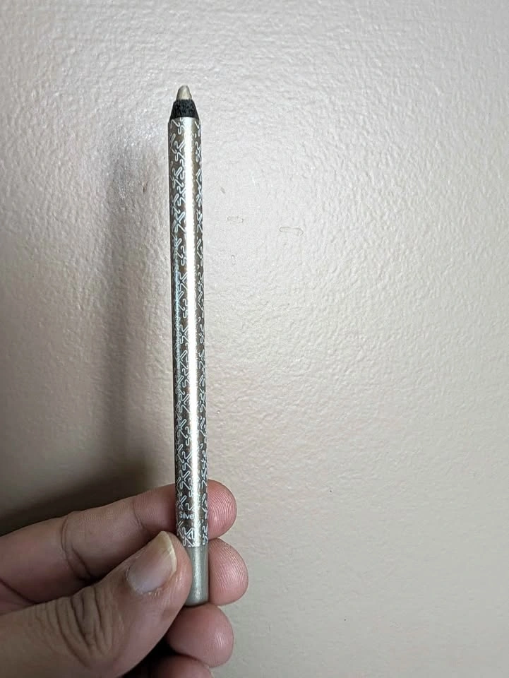 Silver Gel Eyeliner Pencil
