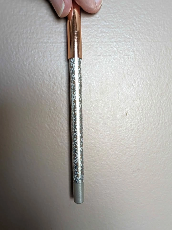 Silver Gel Eyeliner Pencil - photo 3