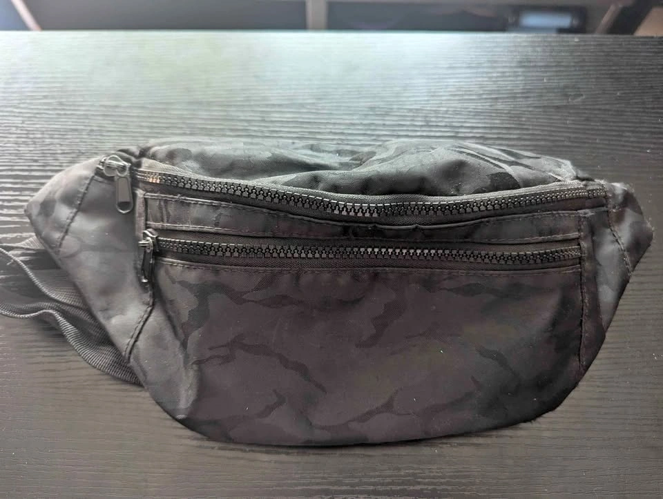 Ardene Black Camo Fanny Pack – Belt Bag
