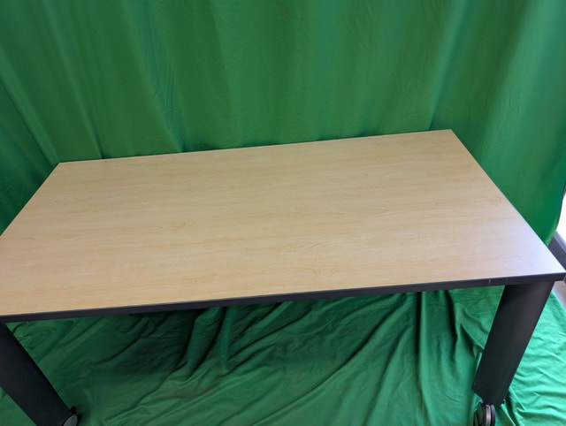 Mobile Woodgrain height adjustable Table – Free Delivery - photo 2