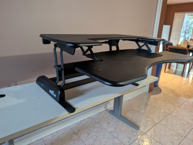 VARIDESK Adjustable Standing Desk Converter - photo 4