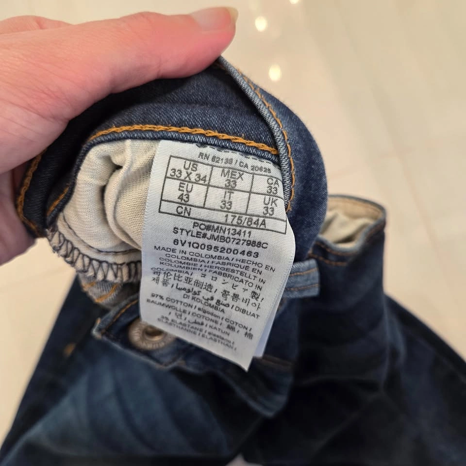 GUESS Los Angeles Men’s "The Rocker" Slim Tapered Jeans – 33 x 3 - photo 3