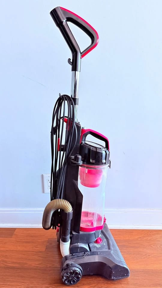 Eureka PowerSpeed Upright Vacuum