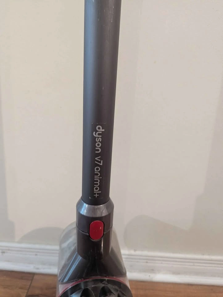 Dyson V7 Animal+ Cordless Vacuum - photo 2