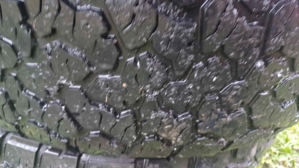 4 275/70/R18 M+S General Grabber A/T Tires - photo 2